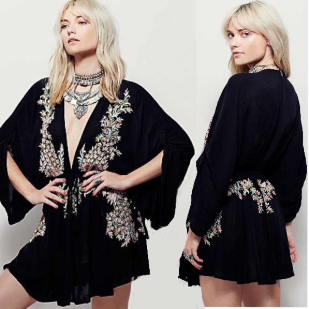 Floral Embroidered Plunge Neck Tunic DRESS NEW - Picture 4 of 5